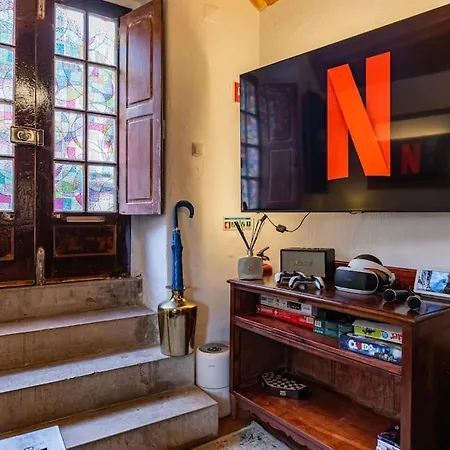 Unique Luxurious 17-century Smart Chapel In Historical Center - Wow *